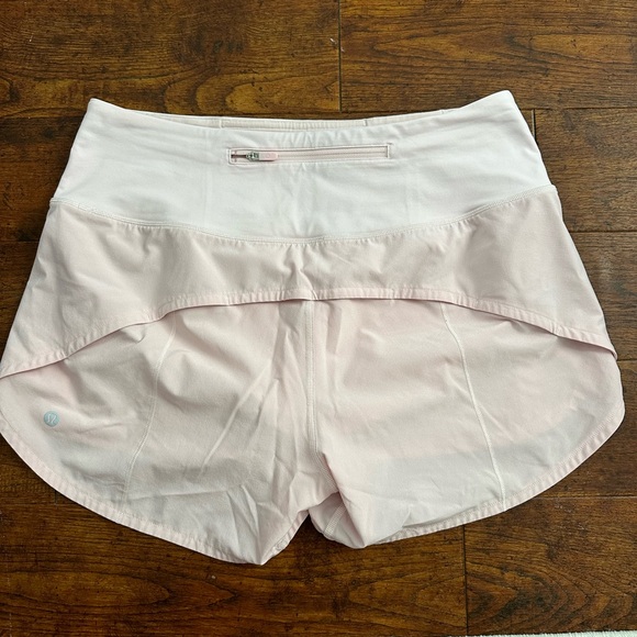 Lululemon speed up shorts - Picture 2 of 4